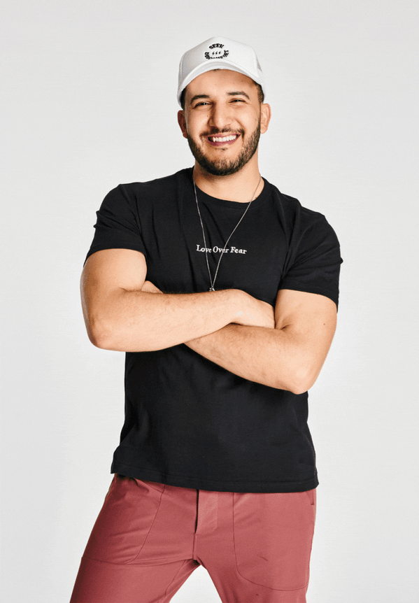 'Love Over Fear' Essential Tee - Seek Discomfort